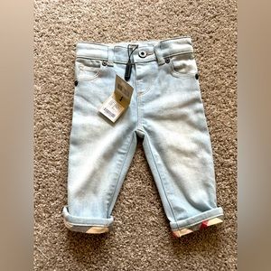Burberry baby girl nova check blue jeans 6-9 months NWT